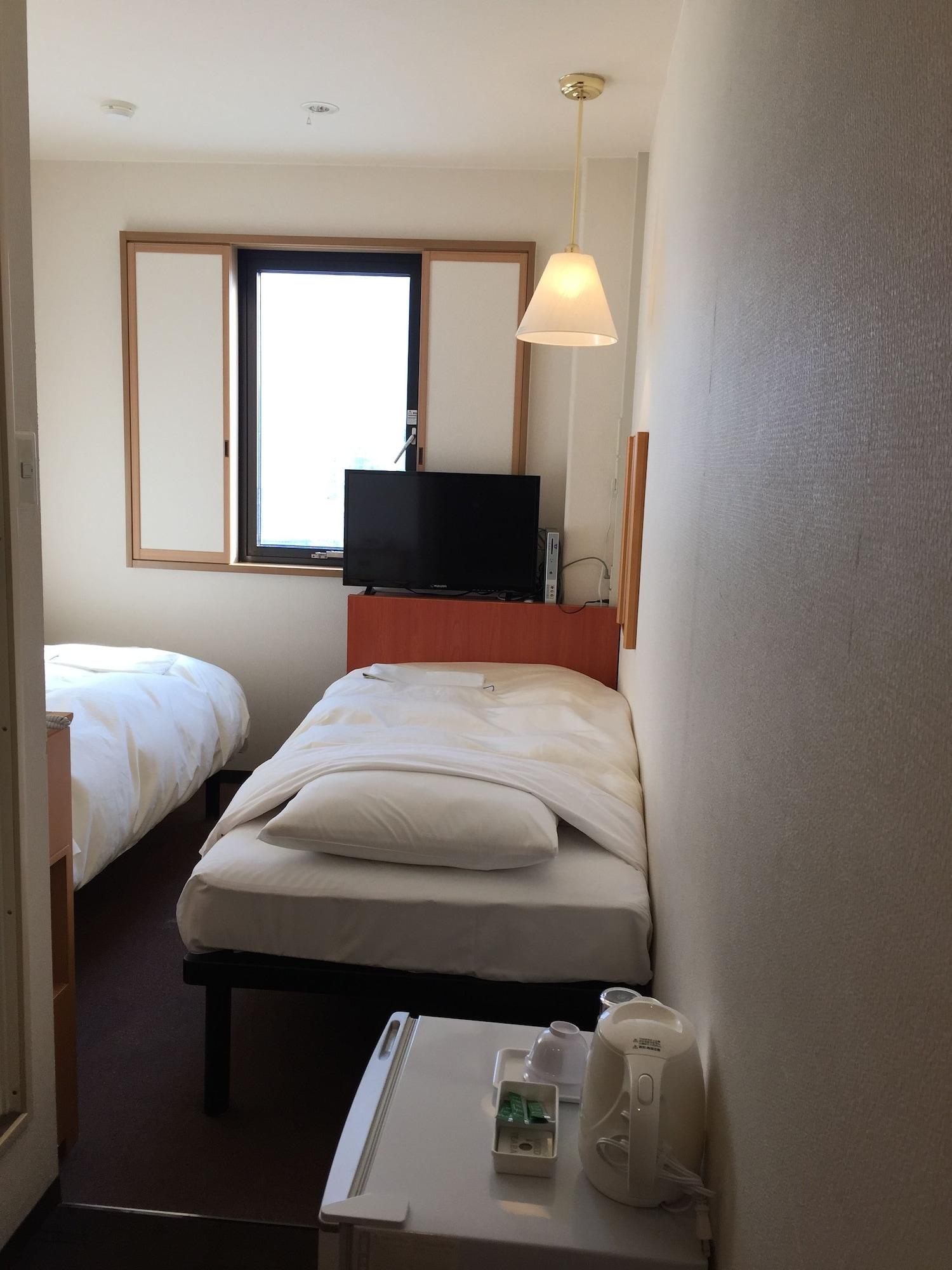 Hotel Crown Hills Toyokawa Bagian luar foto