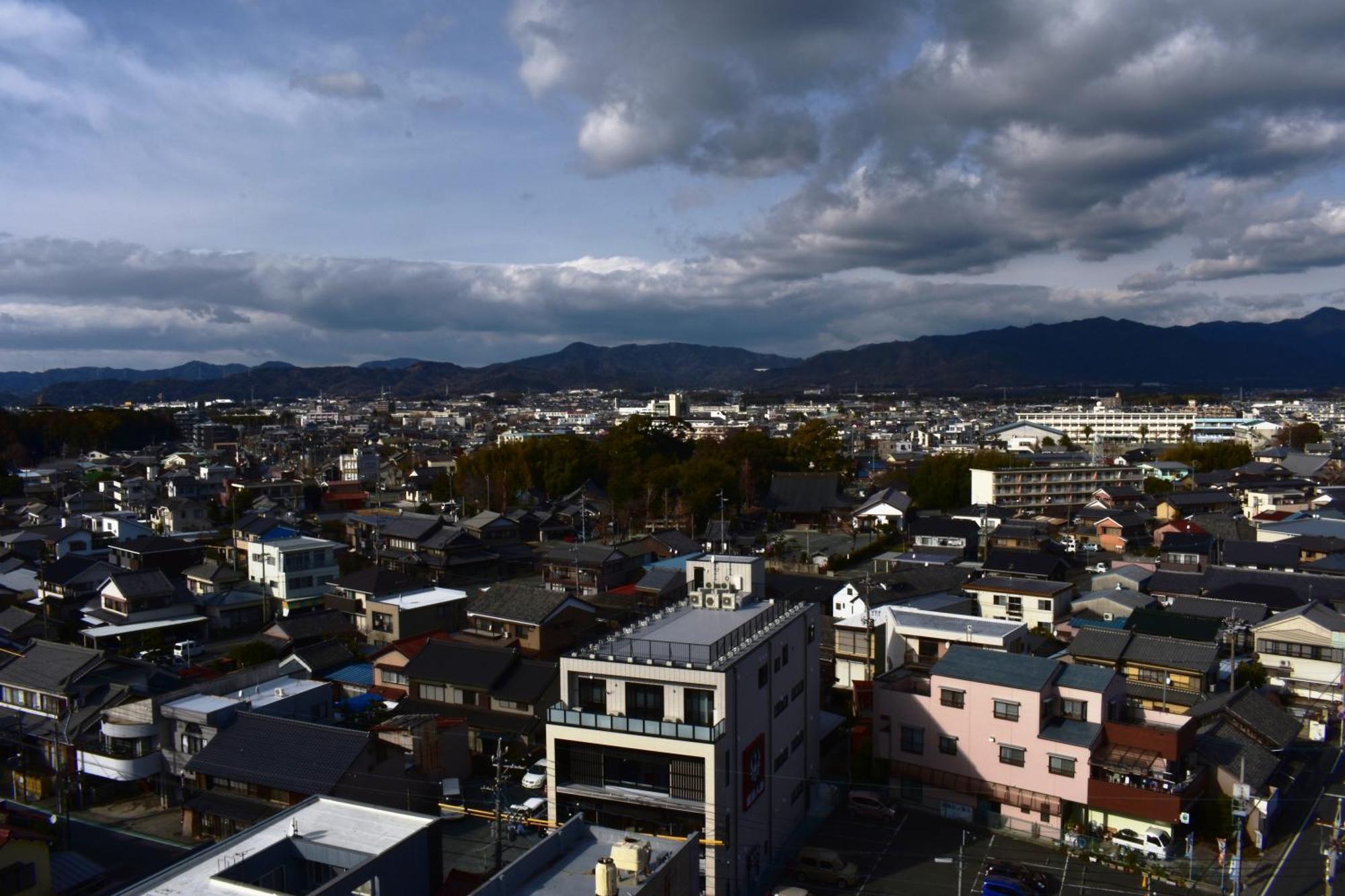Hotel Crown Hills Toyokawa Bagian luar foto