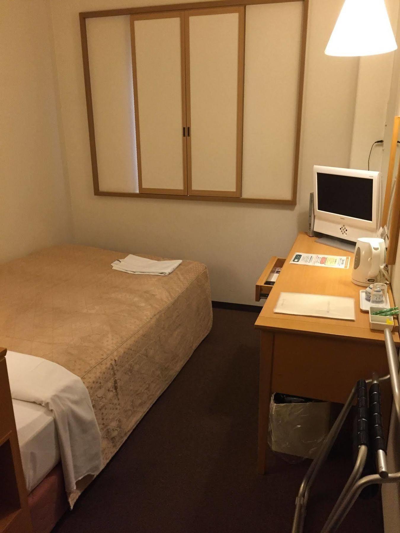 Hotel Crown Hills Toyokawa Bagian luar foto